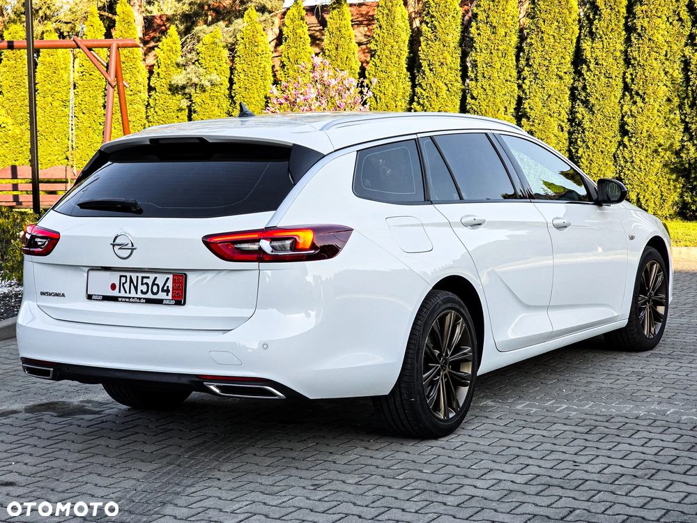 Opel Insignia - 8