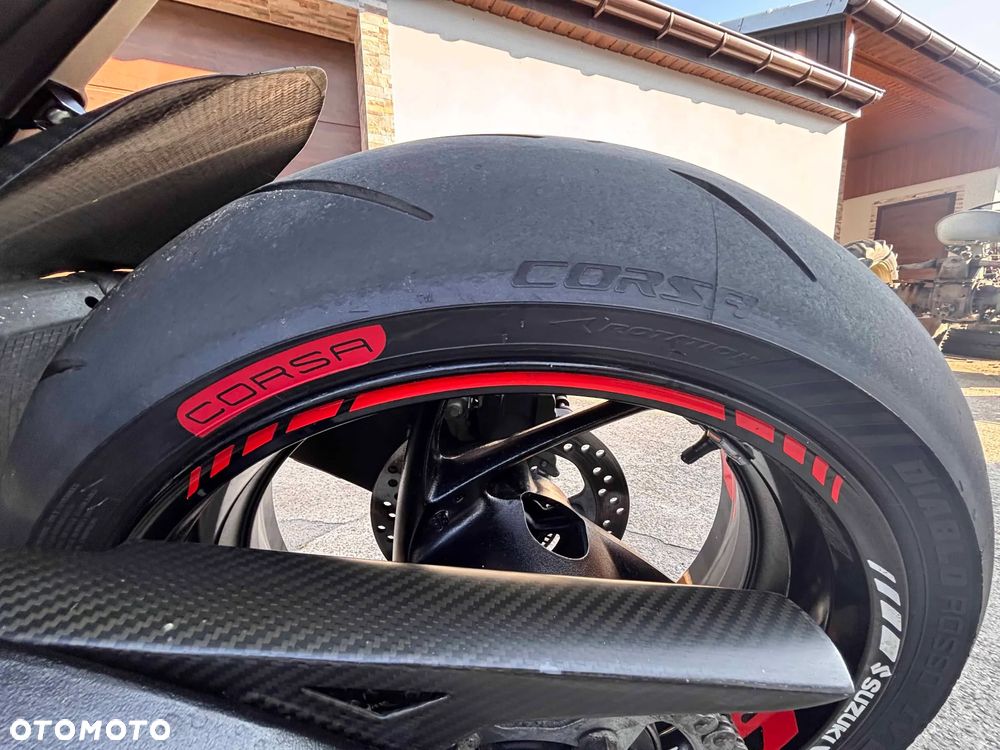 Suzuki GSX 1000 - 17