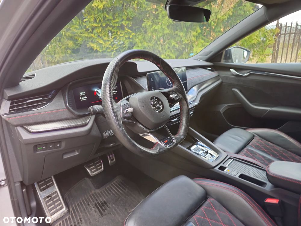 Skoda Octavia 2.0 TDI DSG 4x4 RS - 11