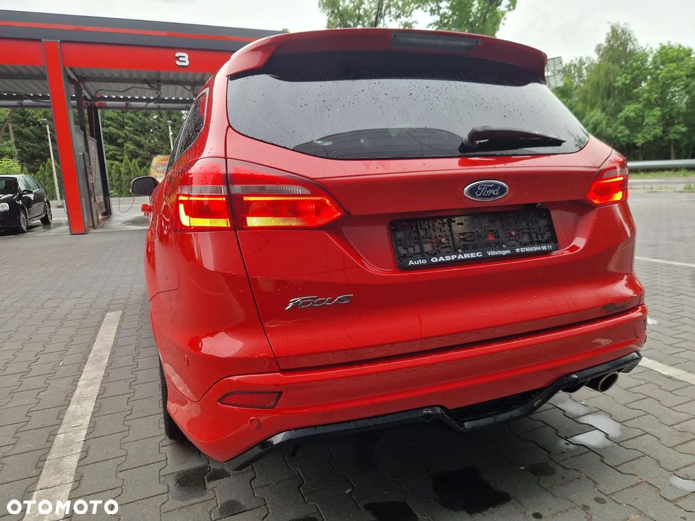 Ford Focus 2.0 TDCi ST-Line Red ASS - 11