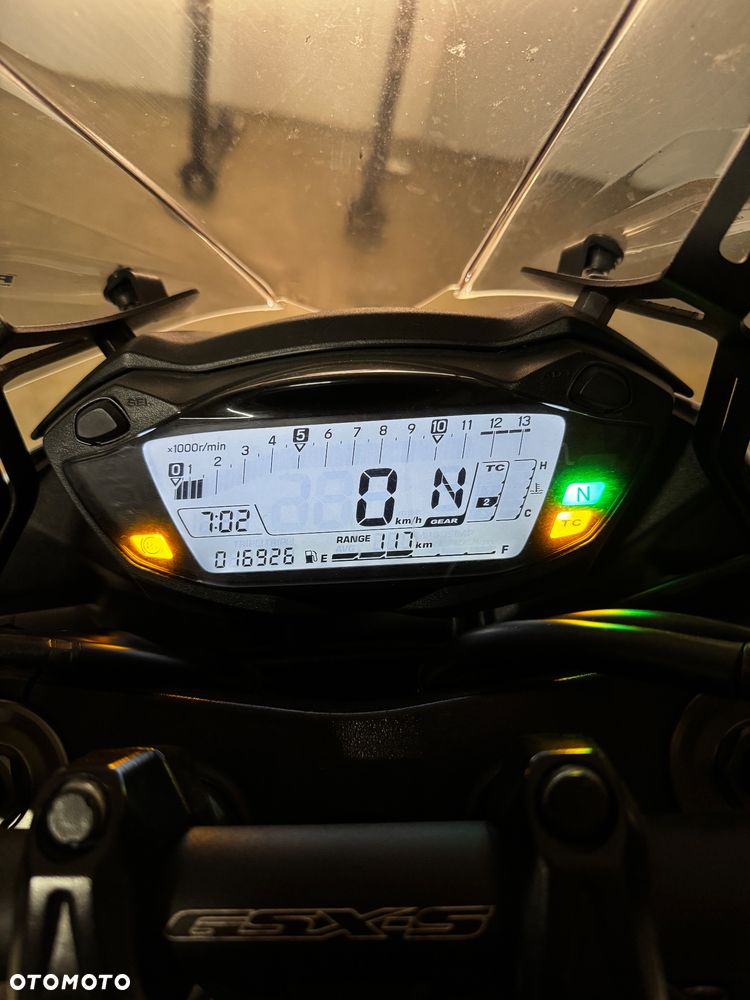 Suzuki GSX - 5