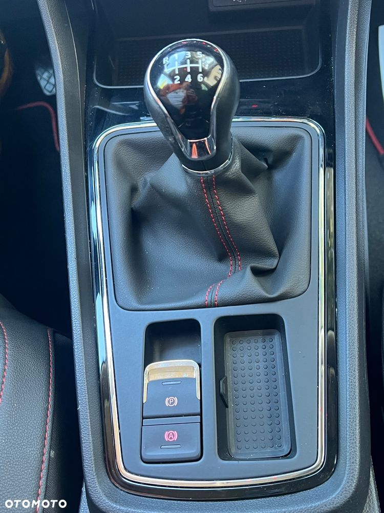 Seat Leon 2.0 TDI DPF Start&Stop FR - 38