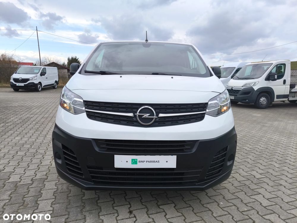 Opel Vivaro - 8