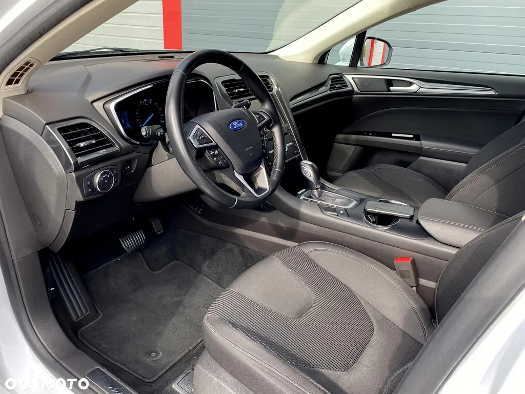 Ford Mondeo 2.0 Hybrid Titanium - 7