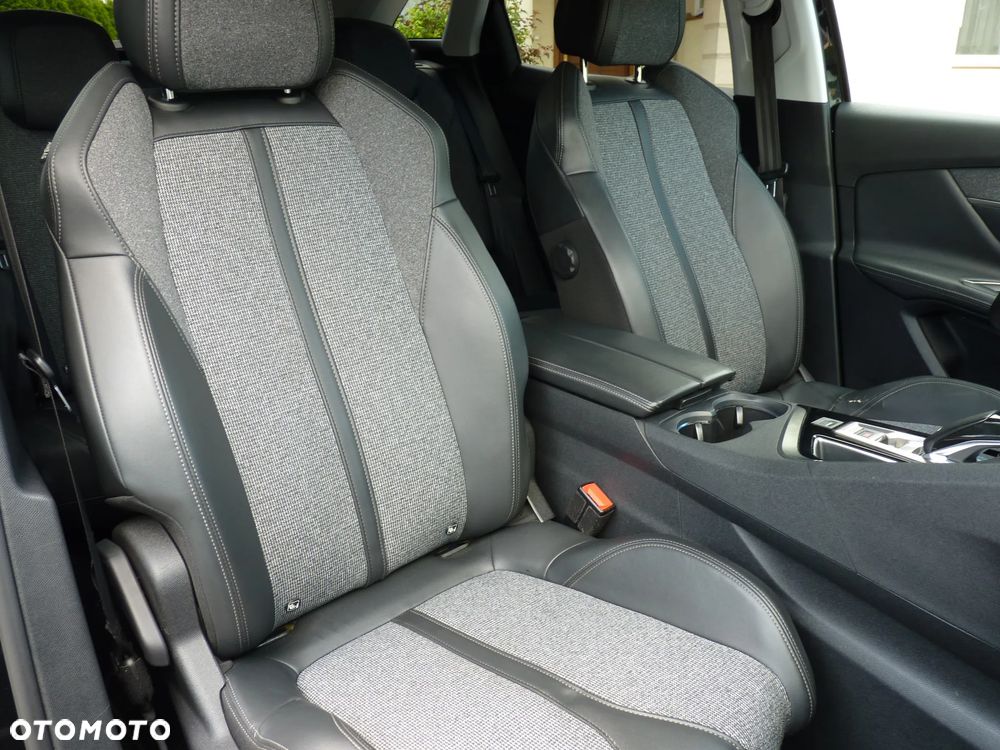 Peugeot 3008 BlueHDi 130 Stop & Start EAT8 Allure Business-Paket - 7