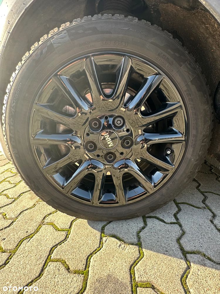 MINI Cooper Standard - 12