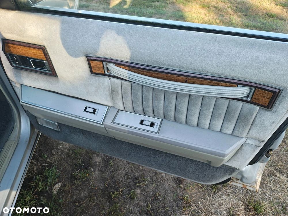 Chrysler New Yorker - 7