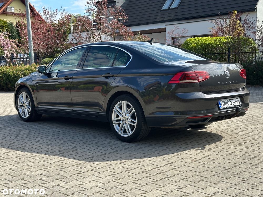 Volkswagen Passat 2.0 TDI Elegance DSG - 15
