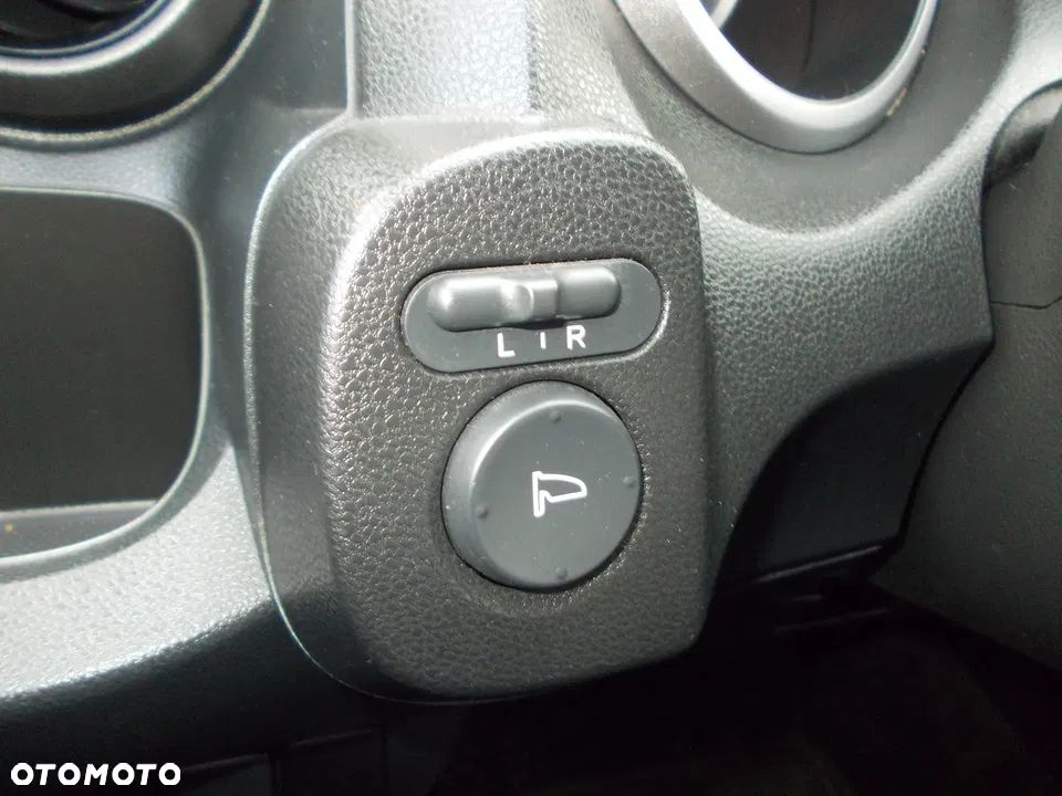 Honda Jazz 1.2 Trend VSA - 22
