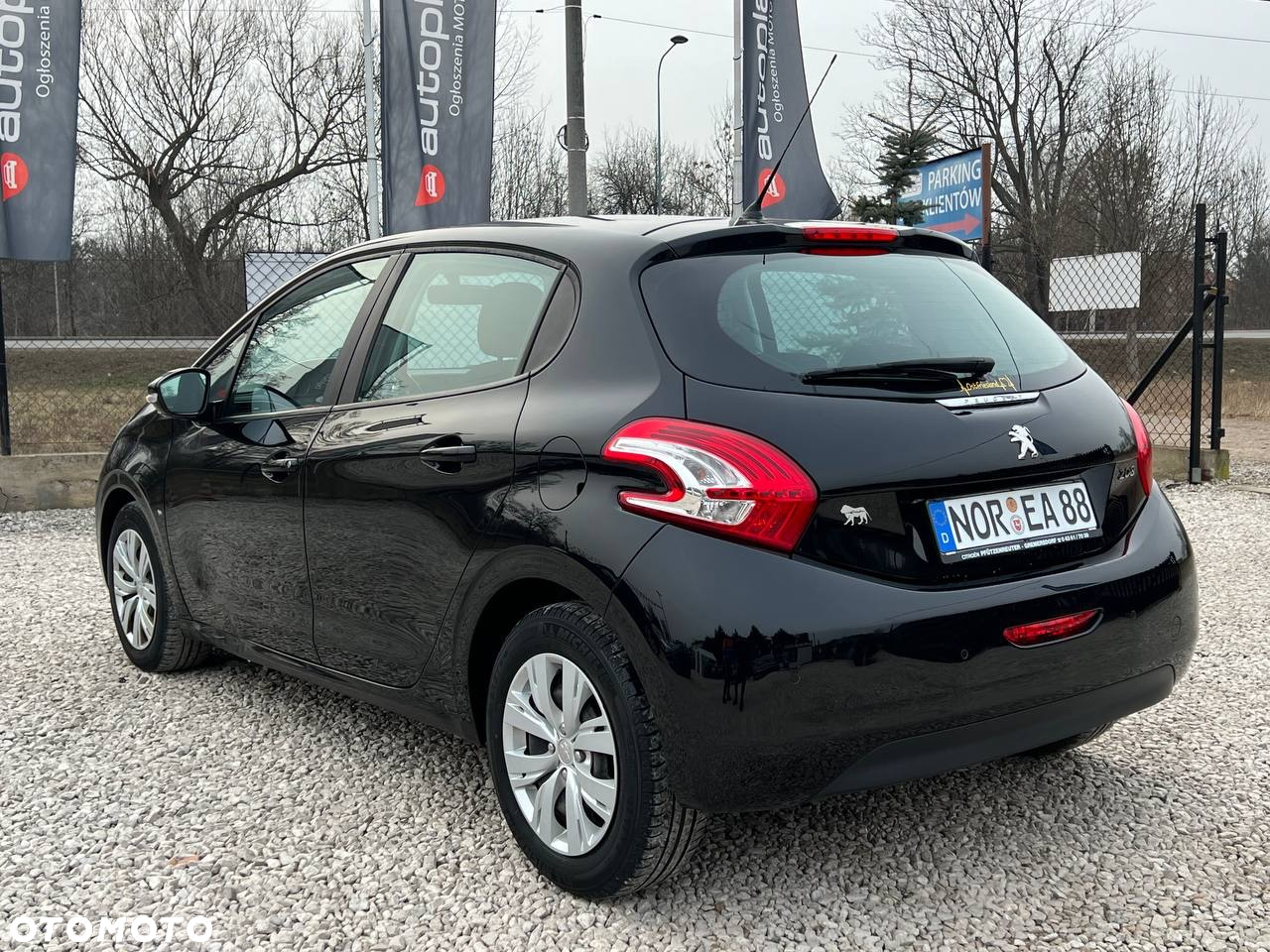 Peugeot 208 1.2 PureTech Active - 4