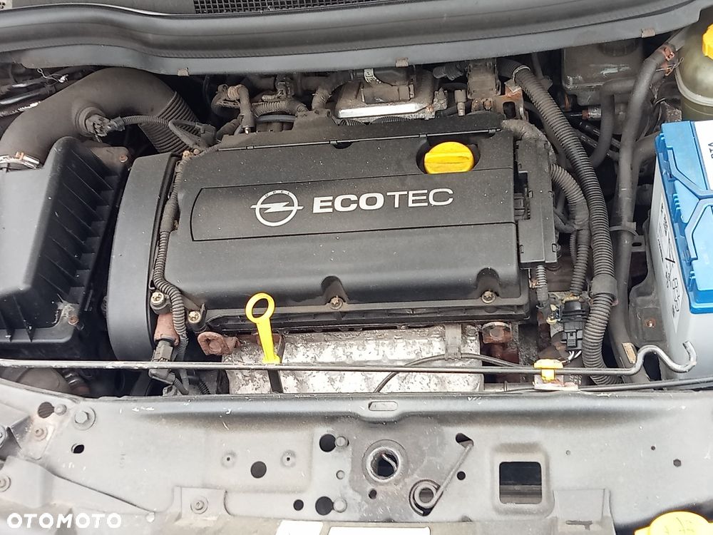 Opel Zafira - 8