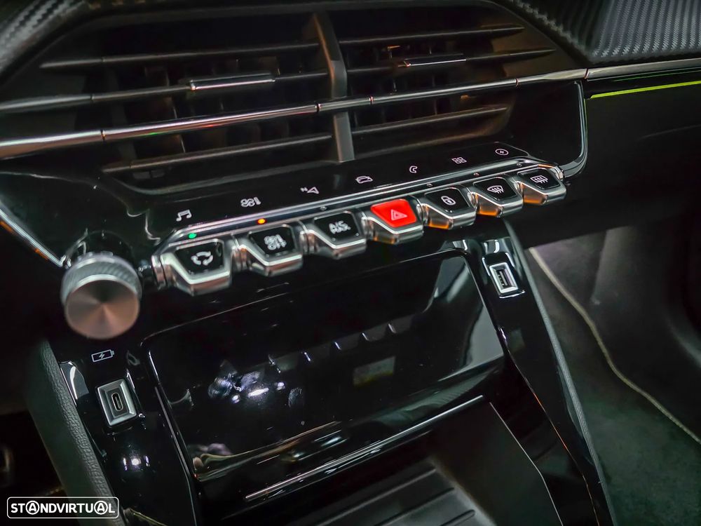 Peugeot e-208 GT Pack - 31