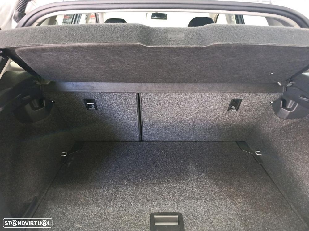 VW Polo 1.0 Confortline - 9