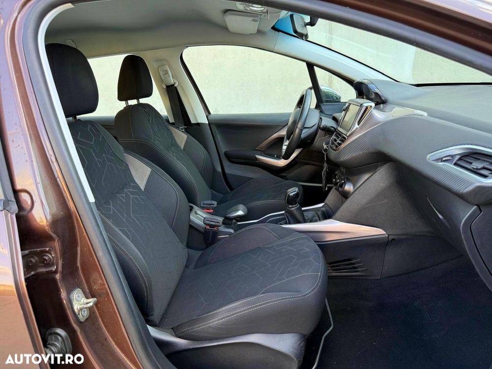 Peugeot 2008 1.2 VTi Active - 22