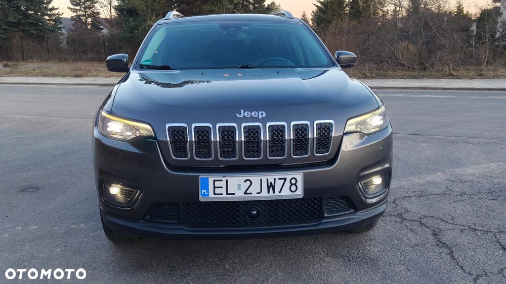 Jeep Cherokee - 3