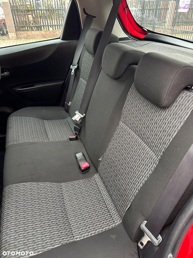 Toyota Yaris 1.0 VVT-i - 15