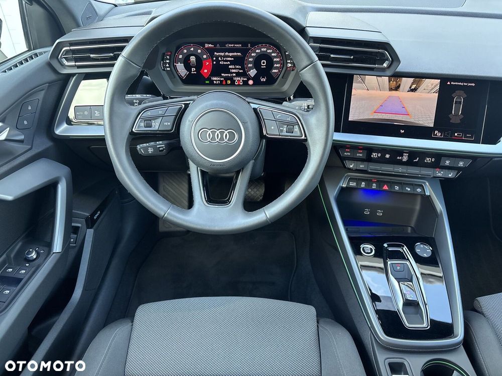 Audi A3 Sportback - 11