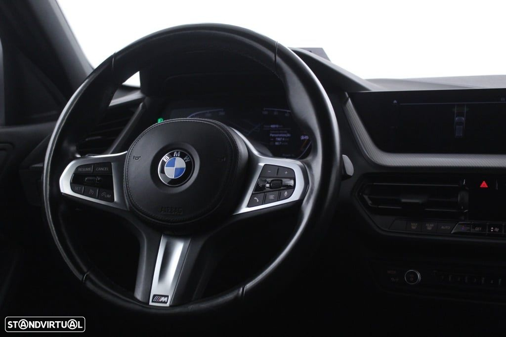 BMW 116 d Pack Desportivo M Auto - 16