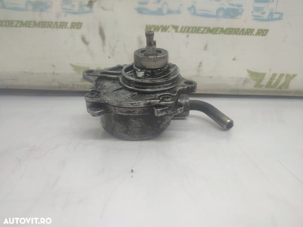 Pompa vacuum a61123001652.2 cdi 611.980 Mercedes-Benz Vito W638 [1996 - 2