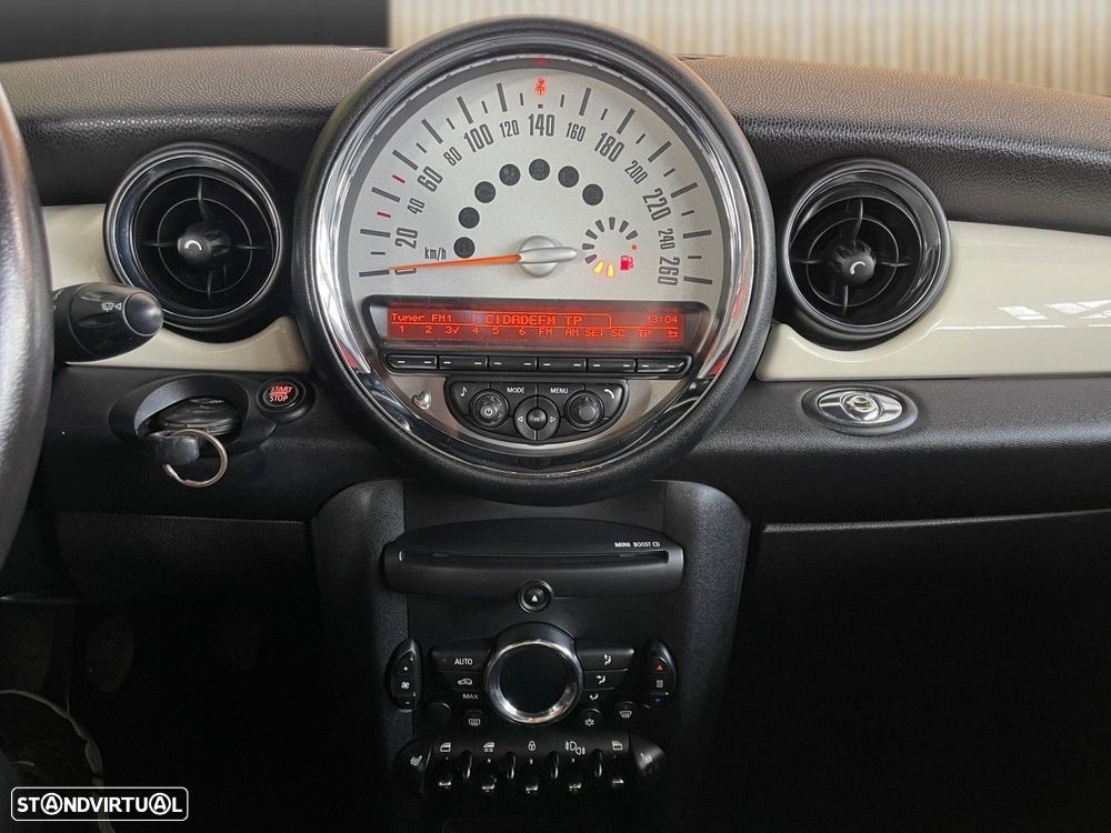 MINI Cabrio Cooper D - 4