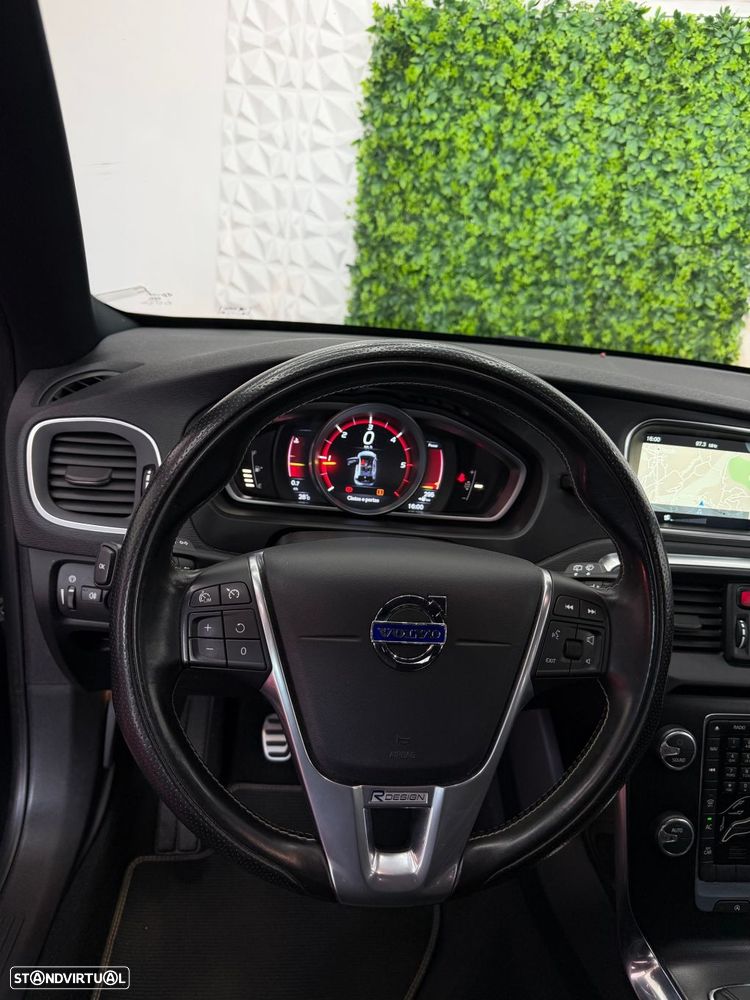 Volvo V40 2.0 D2 R-Design - 7