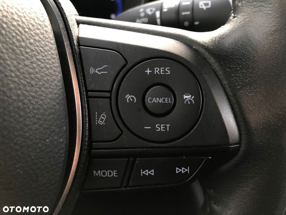 Toyota Corolla 1.8 Hybrid Comfort - 27
