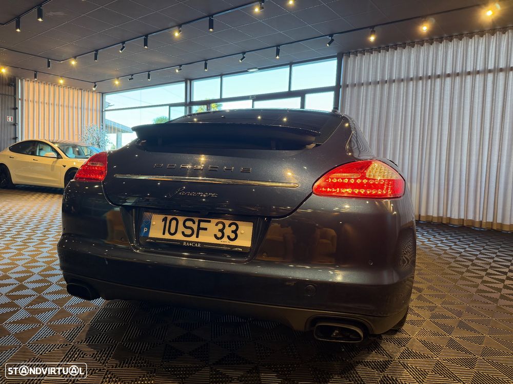 Porsche Panamera Platinum Edition - 7
