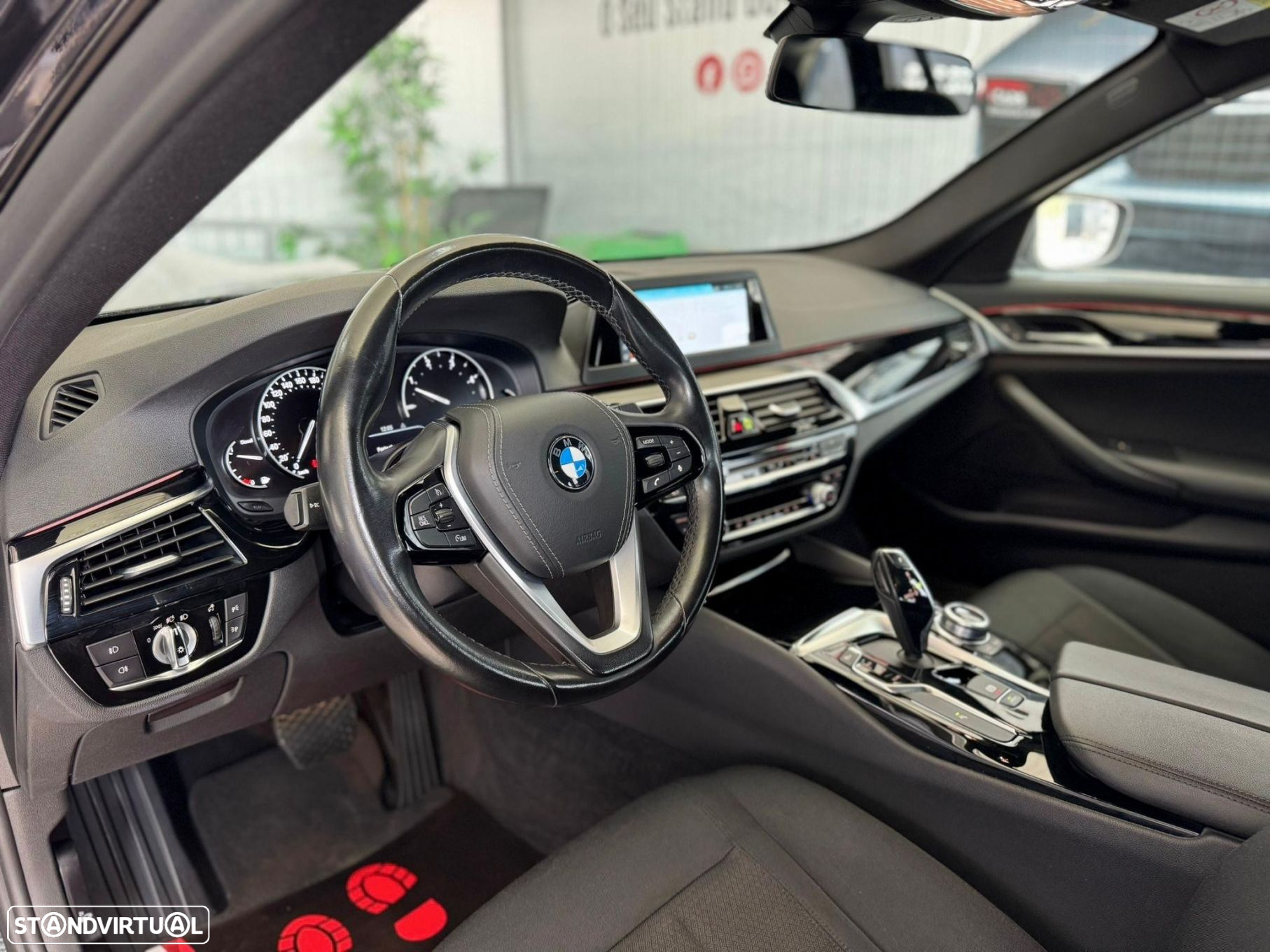 BMW 520 d Touring Aut. Luxury Line - 8