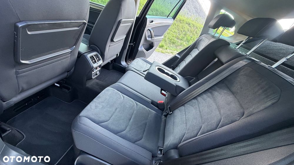 Volkswagen Tiguan 2.0 TDI SCR R-Line - 39