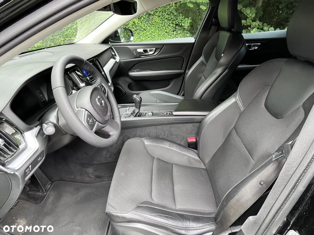 Volvo V60 D3 Momentum - 8