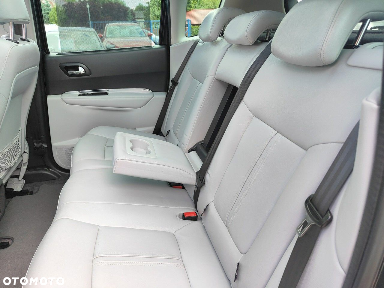 Peugeot 3008 HDi 160 Automatik Business-Line - 28
