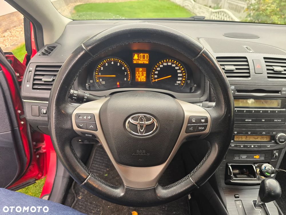 Toyota Avensis 1.8 Multidrive S Executive - 4