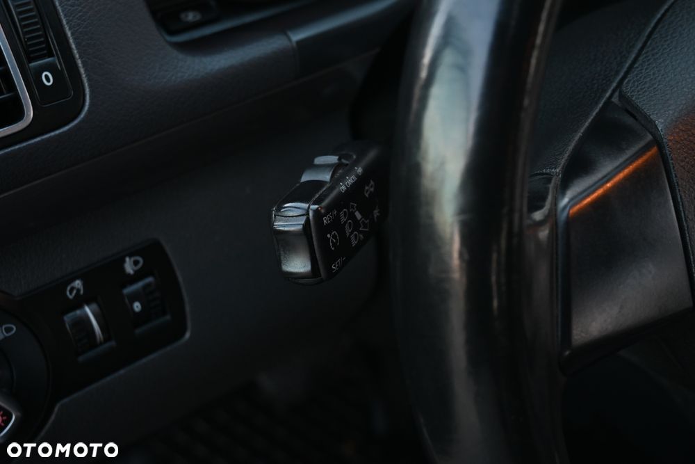 Volkswagen Touran 1.4 TSI Comfortline DSG - 32