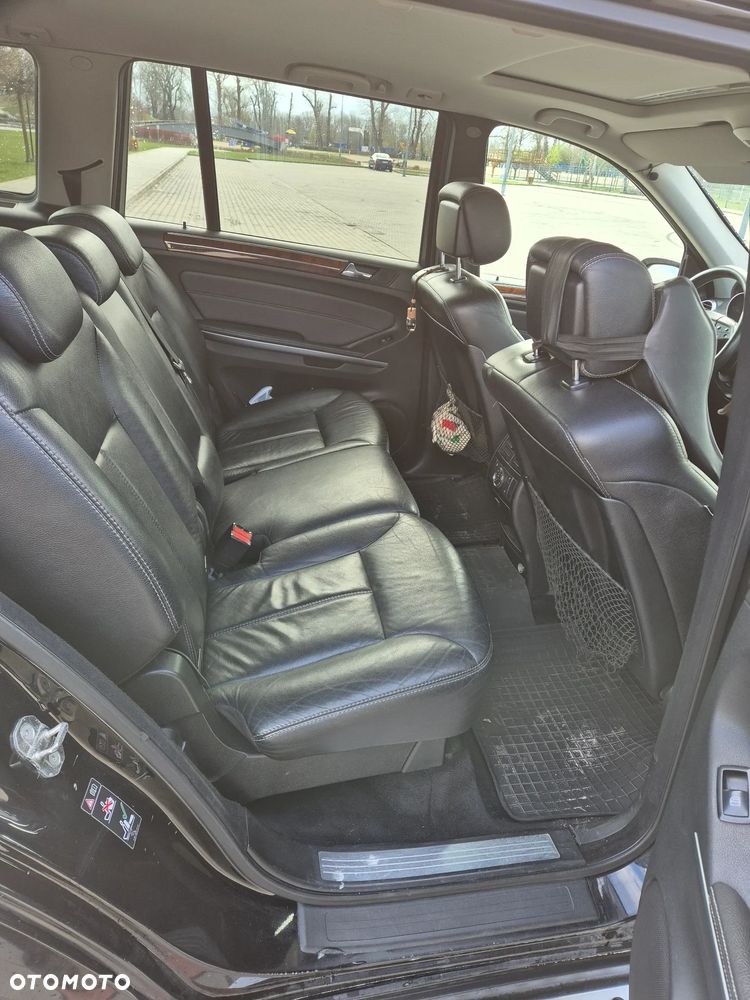 Mercedes-Benz GL 320 CDI 4Matic 7G-TRONIC - 11