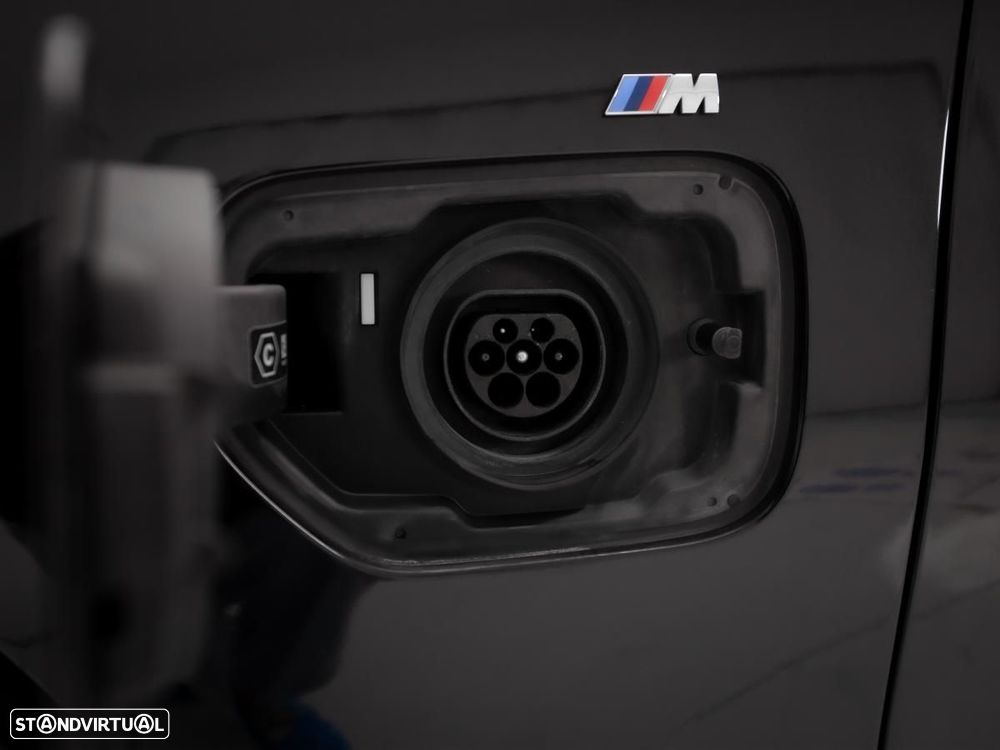 BMW 330 e Pack Desportivo M Auto - 15