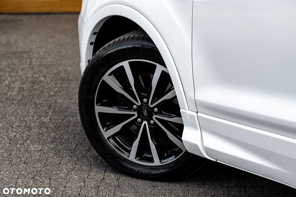 Ford Kuga - 12