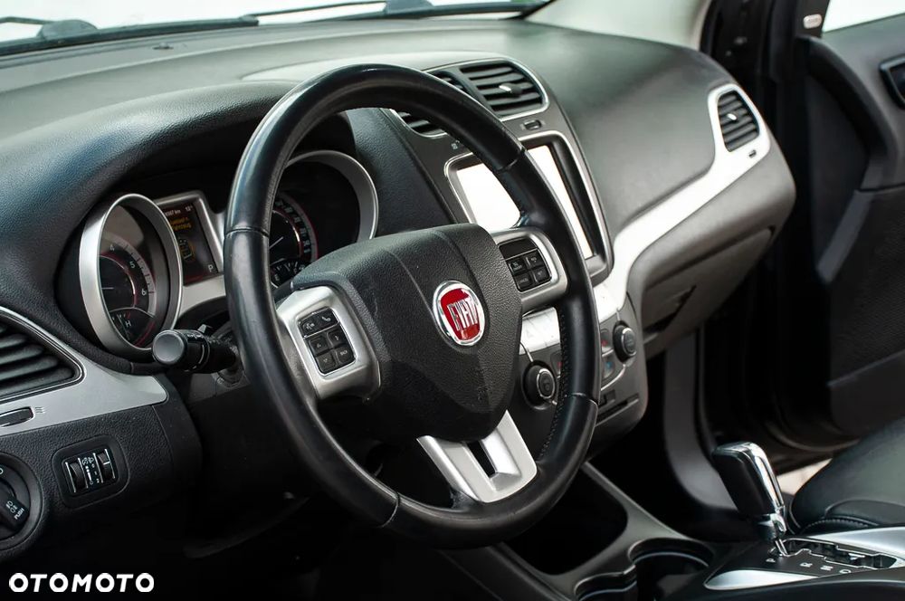 Fiat Freemont 2.0 Multijet Black Code AWD - 39