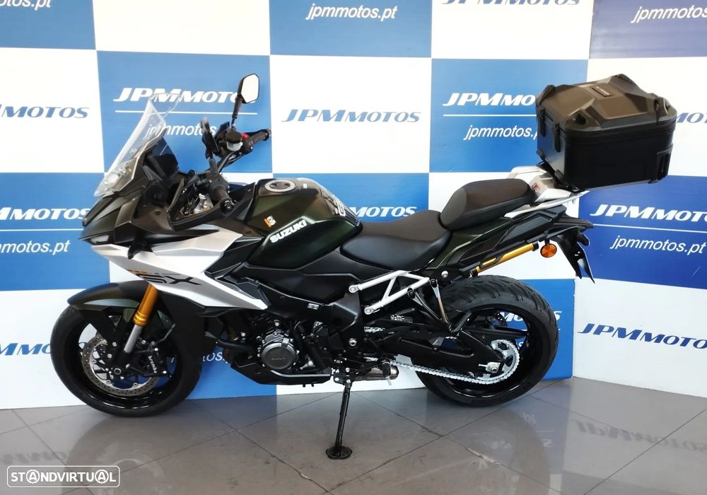 Suzuki GSX S1000GX - 1
