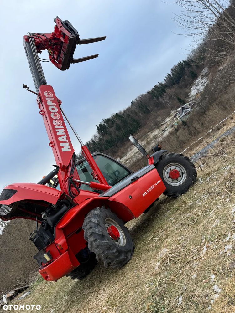 Manitou MLT523  Ładowarka teleskopowa 5m Wysięg 2,3 tony udzwig. Posuw wideł Hydrauliczny oraz rozsuwanie wideł hydr. Szybko-złącze hydrauliczne. 2x kamera PERKINS silnik TURBO  z Komuny Norweskiej! Jak Nowa 4287 mtg Zero luzów wycieków SERWISOWANA w  DEKRA.  Opony jak Nowe. Napęd 4x4 Hydrostatic REWERS - 11