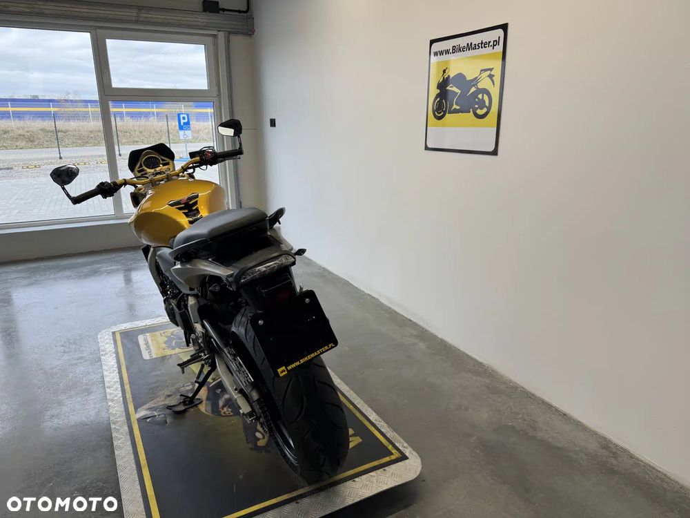Honda CB - 7