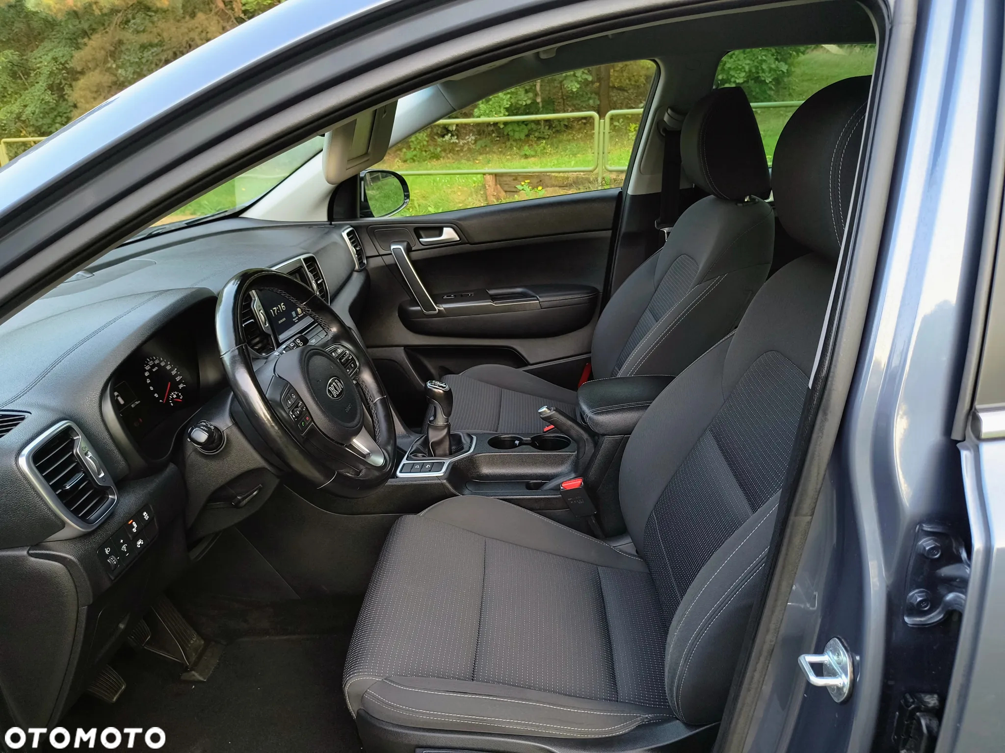 Kia Sportage 1.6 GDI 2WD Dream-Team Edition - 23