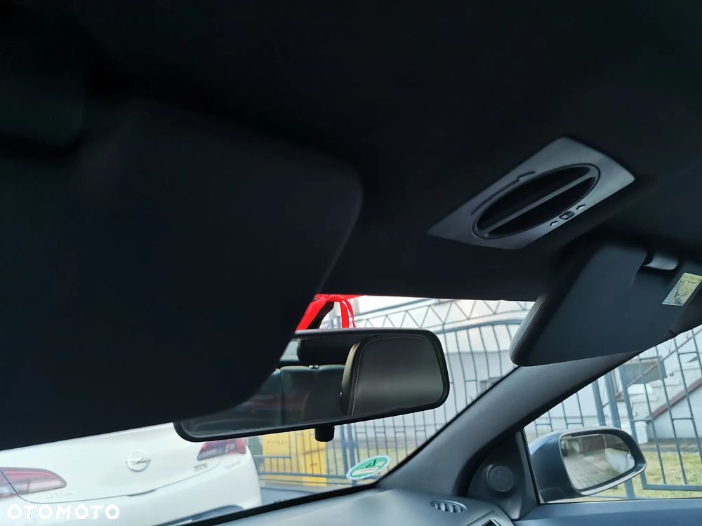 Opel Astra 1.8 Limited - 36