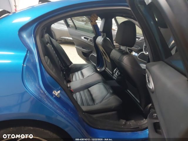 Alfa Romeo Giulia 2.0 Turbo 16V AT8-Q4 Veloce Ti - 7