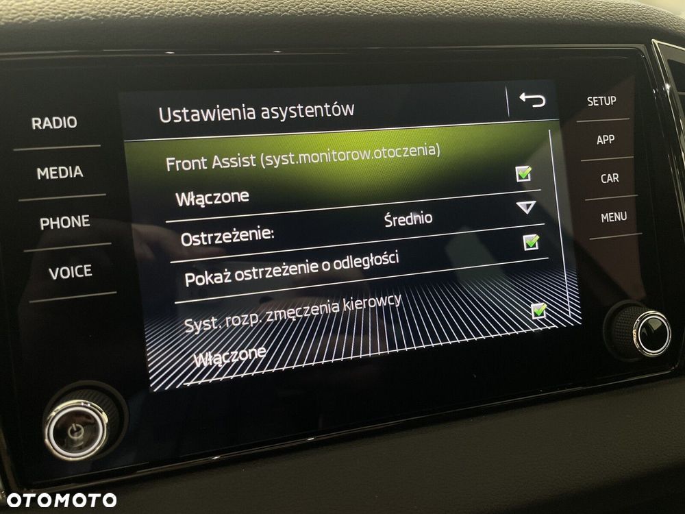 Skoda Karoq 1.5 TSI ACT GPF 4x2 Sportline - 22