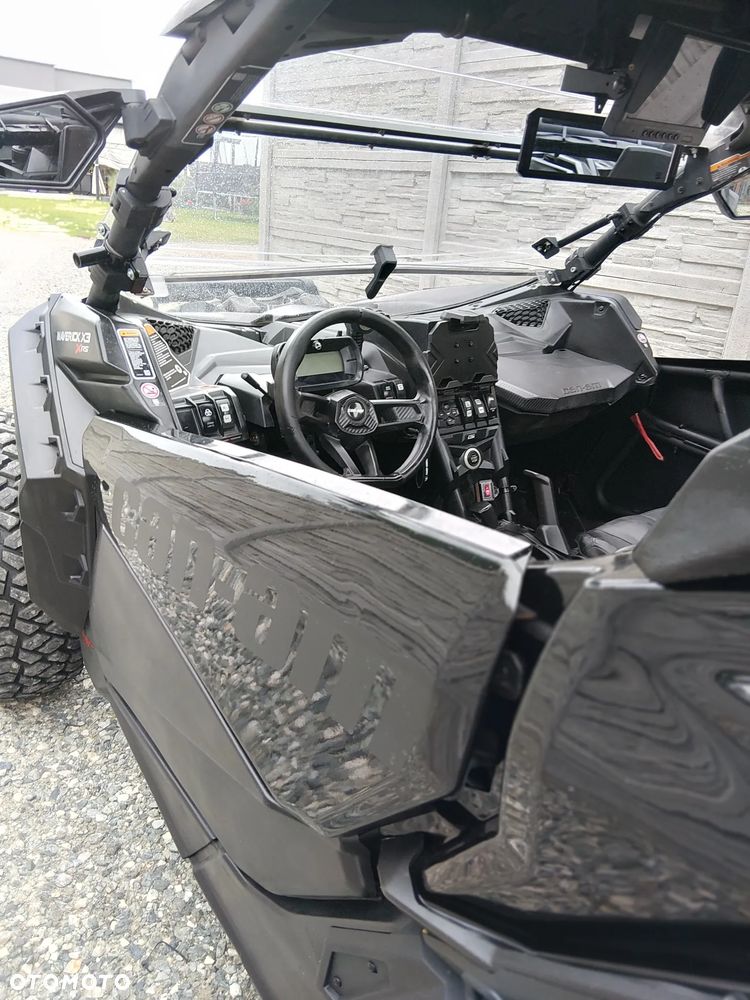 Can-Am Maverick - 7