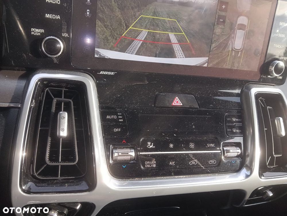 Kia Sorento 1.6T-GDI PHEV AWD OPF Platinum - 17