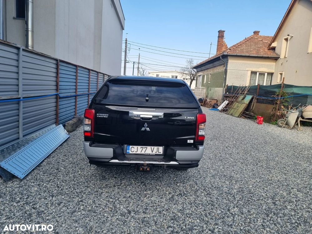 Mitsubishi L200 - 4
