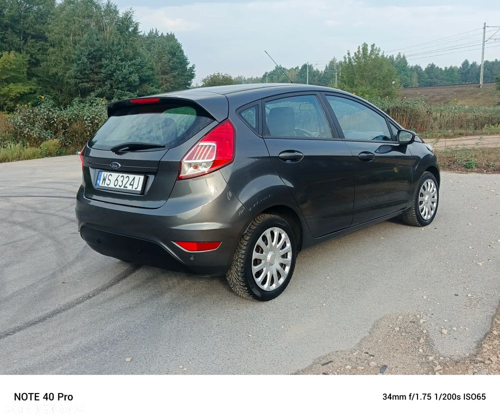 Ford Fiesta 1.5 TDCi Ambiente - 7