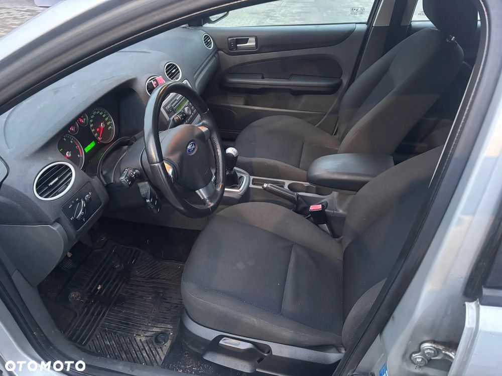 Ford Focus 1.6 Ti-VCT Platinium X - 12