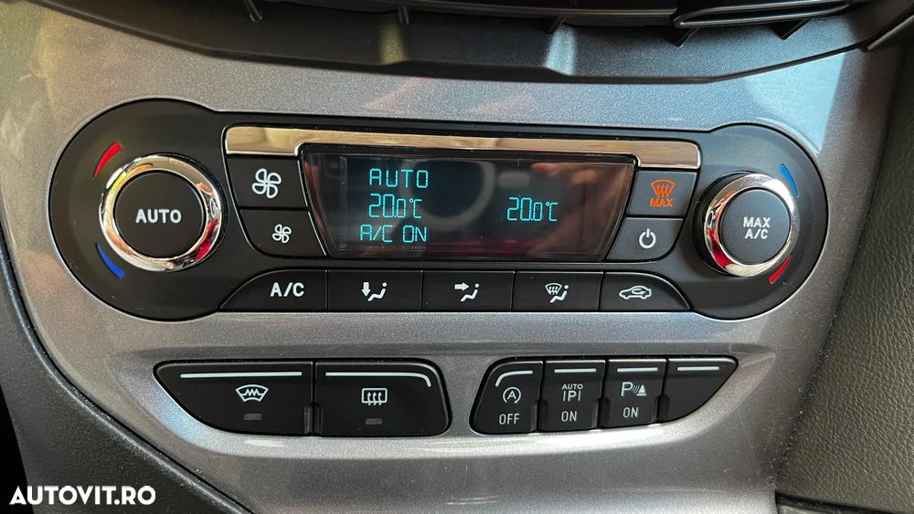 Ford Focus 1.6 EcoBoost Start-Stopp-System Titanium - 19